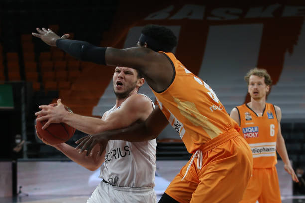 库里对此的 库里对此的