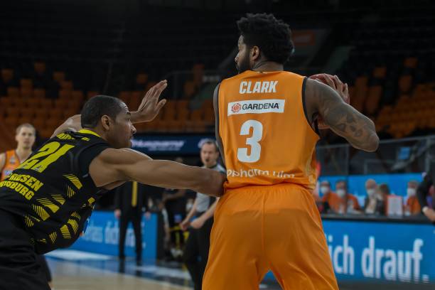 本赛季在本 本赛季在本